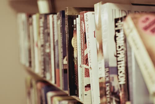 总是突然忍不住哭了出来的伤感难过说说 感到心酸心痛的说说2