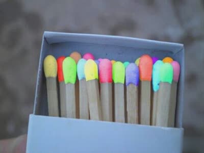 虐心的句子：你若不是可有可无，他又怎会忽冷忽热